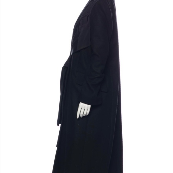 Carolina Herrera wool coat with taffeta bow - Picture 2 of 7